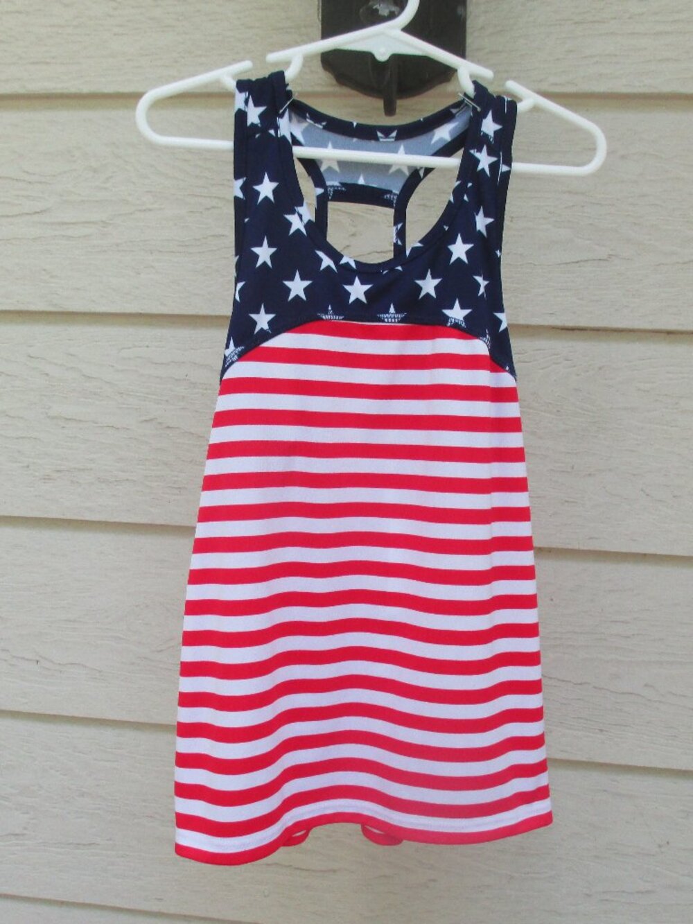 Girls JK Tech USA Patriotic Top Size 6X re d white blue and stars 4th of JULY